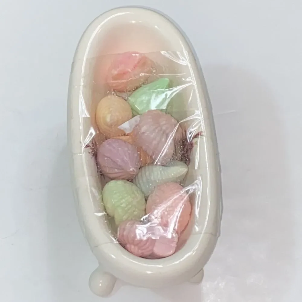 VTG, VB ATHENA CALIFORNIA MADE IN USA MINIATURE PORCELAIN CLAW FOOT TUB SOAP
